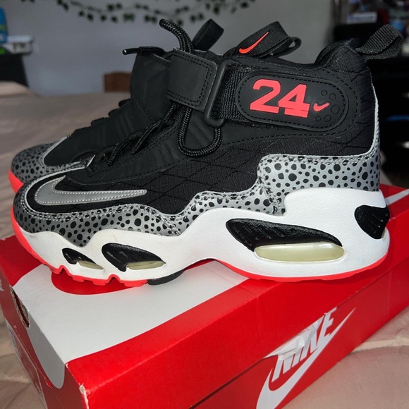 Nike Air Griffey Max 1 - Picture 4 of 7